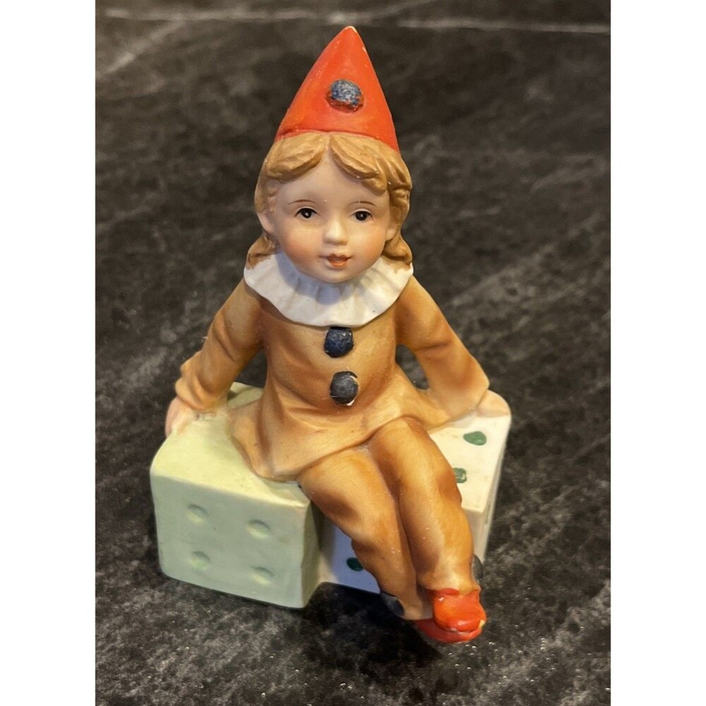 VTG Capidimonte Ceramic Italian Clown Child Sitting on Dice Figurine 5"